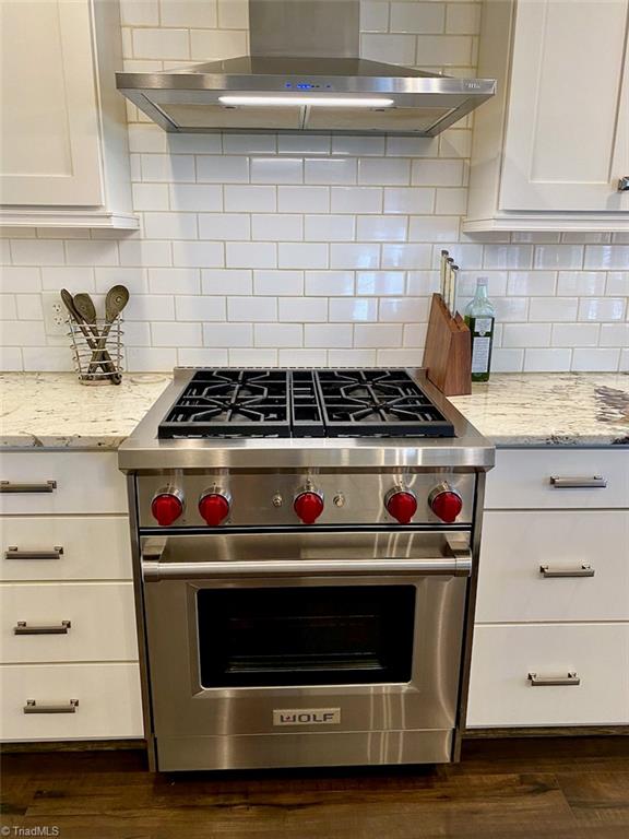 8045 Lasater Road Clemmons, NC 27012 - Photo 10 of 27 Wolf Range Oven