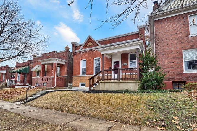 4624 Rosa Avenue St. Louis, MO 63116 - Photo 2 of 15 Gallery Image 2