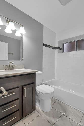 4624 Rosa Avenue St. Louis, MO 63116 - Photo 9 of 15 Gallery Image 9