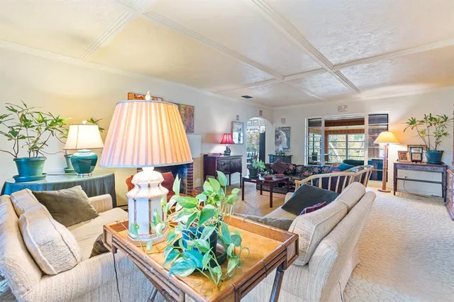 $500,000 | 617 South Riverhills Drive, Temple Terrace, FL 33617