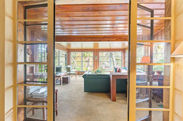 $500,000 | 617 South Riverhills Drive, Temple Terrace, FL 33617