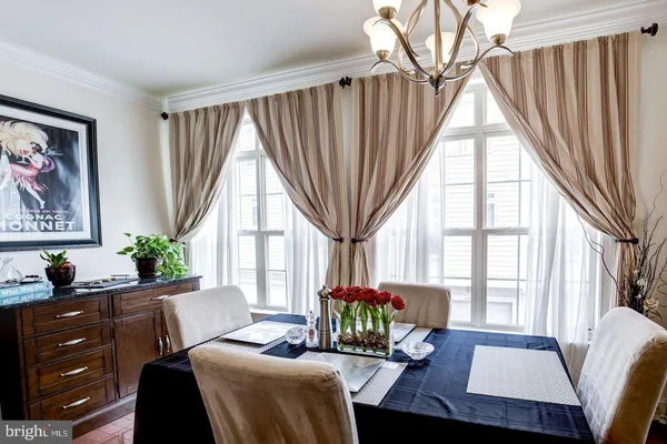 $4,800 | 412 North Thomas Street, Arlington, VA 22203