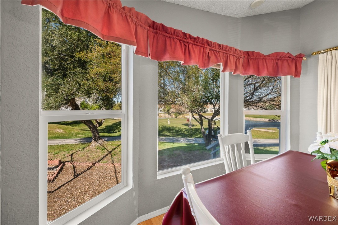 2000 Ramar Road, Unit 56 Bullhead City, AZ 86442 - Photo 16 of 75 Dining Area