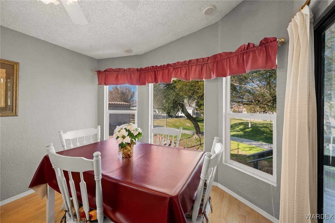 2000 Ramar Road, Unit 56 Bullhead City, AZ 86442 - Photo 17 of 75 Dining Area