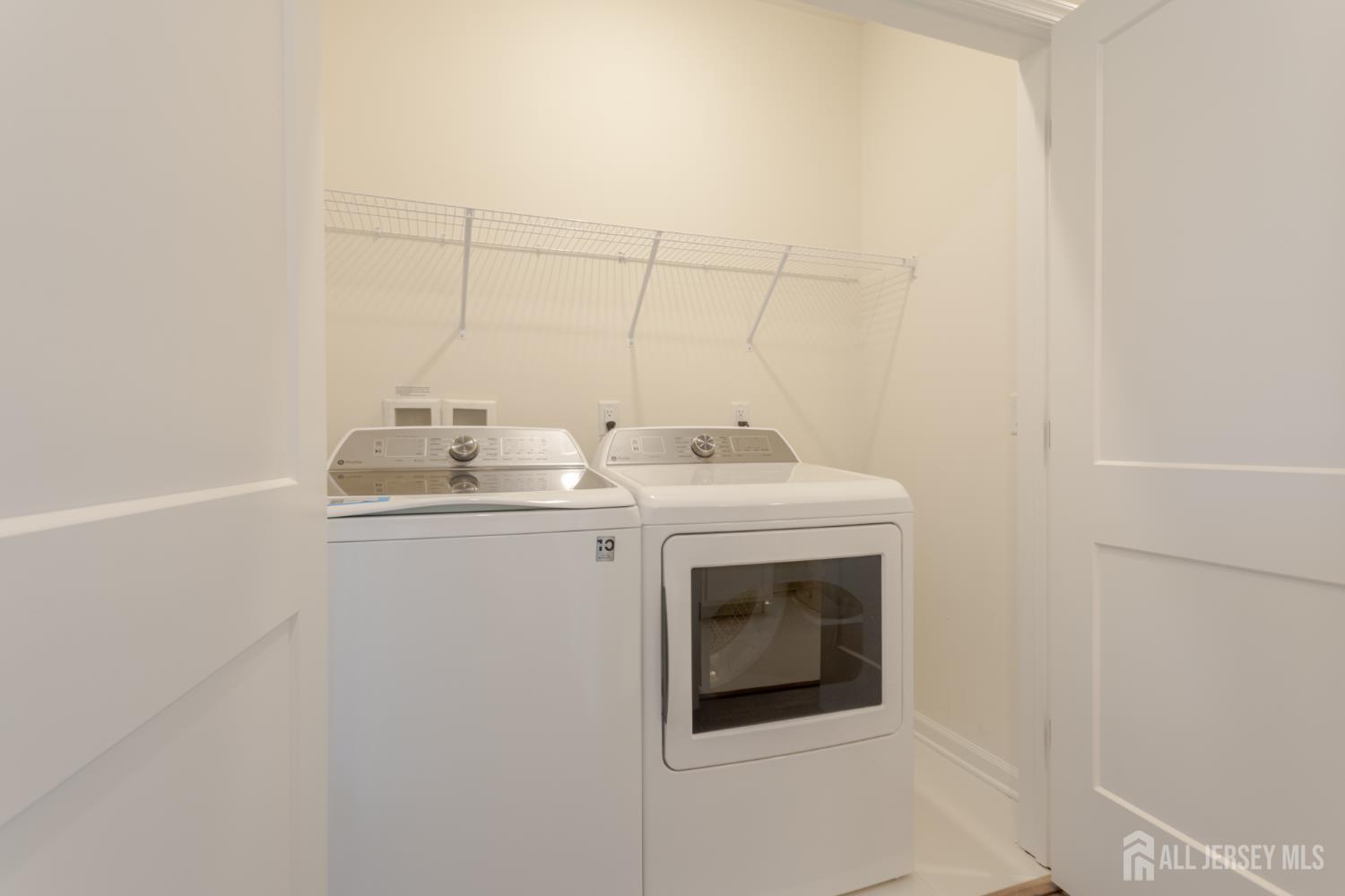 718 Station Road Dunellen, NJ 08812 - Photo 18 of 31 Gallery Image 18