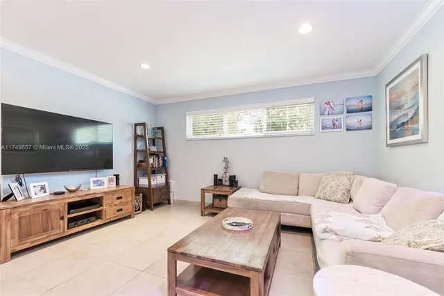 $1,785,000 | 7405 Southwest 132nd Street, Pinecrest, FL 33156