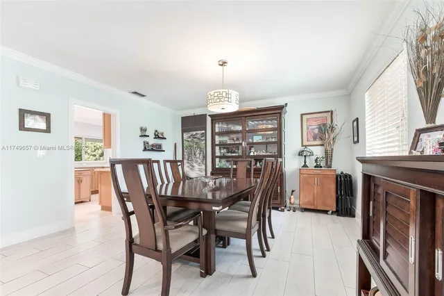 $1,785,000 | 7405 Southwest 132nd Street, Pinecrest, FL 33156