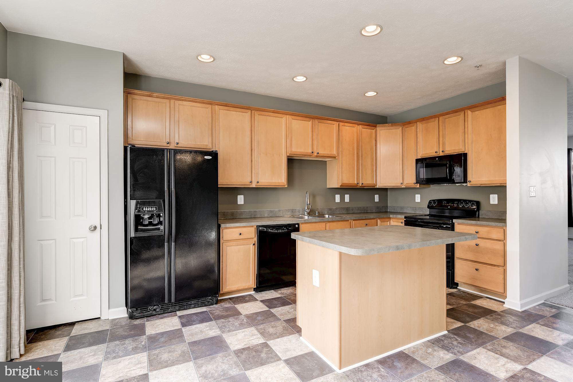 745 Compass Road East Baltimore, MD 21220 - Photo 15 of 33
