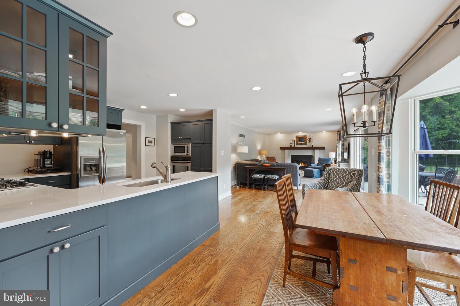 610 East Hillendale Road Chadds Ford, PA 19317 - Photo 18 of 69 Breakfast Area view towards family room