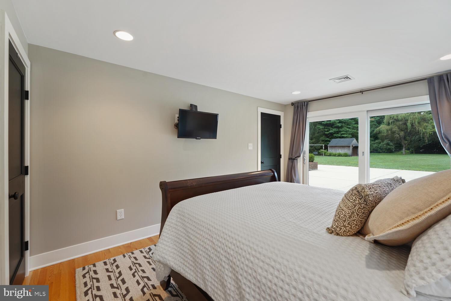 610 East Hillendale Road Chadds Ford, PA 19317 - Photo 31 of 69 Main Floor Guest Bedroom