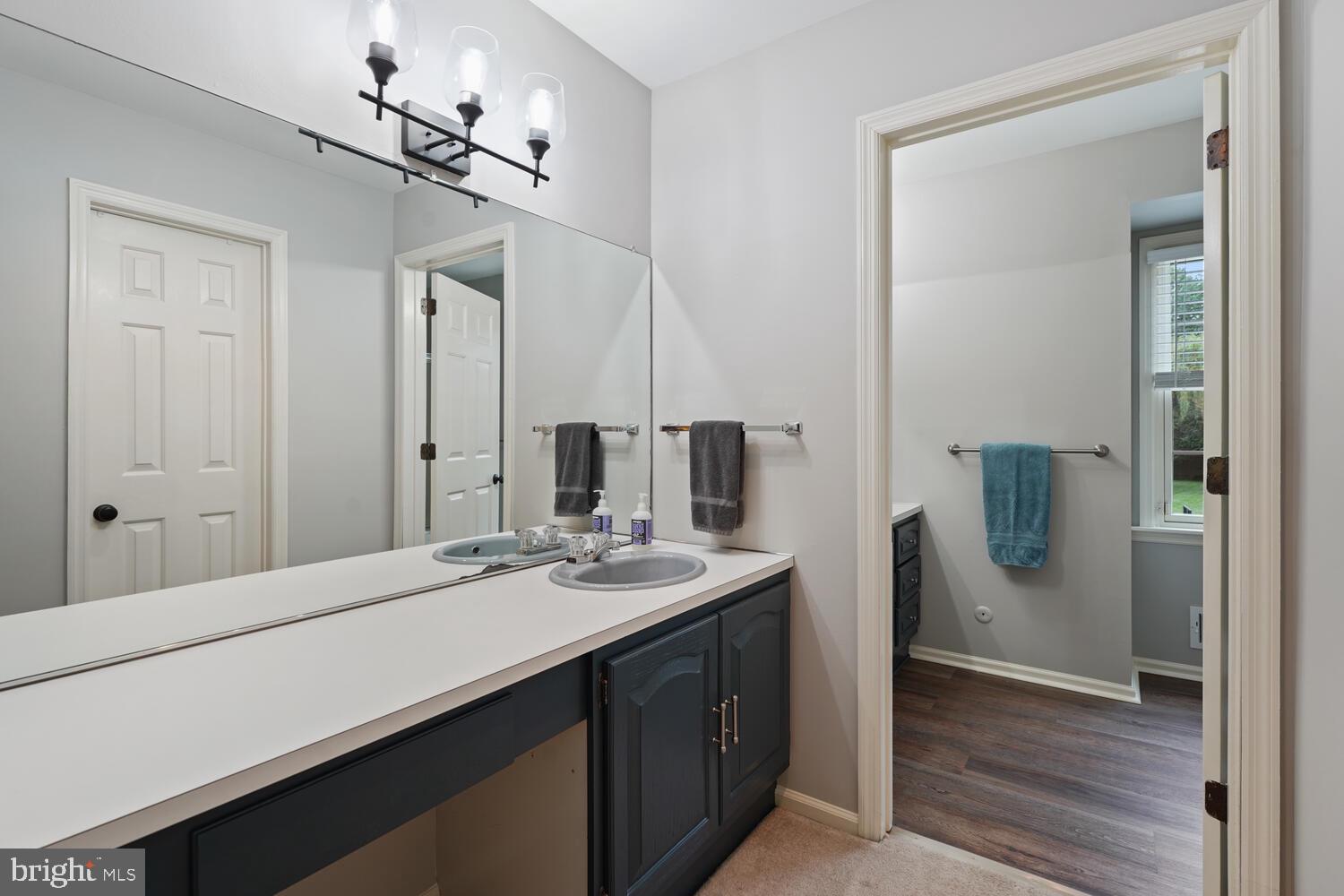 610 East Hillendale Road Chadds Ford, PA 19317 - Photo 39 of 69 Main Bathroom