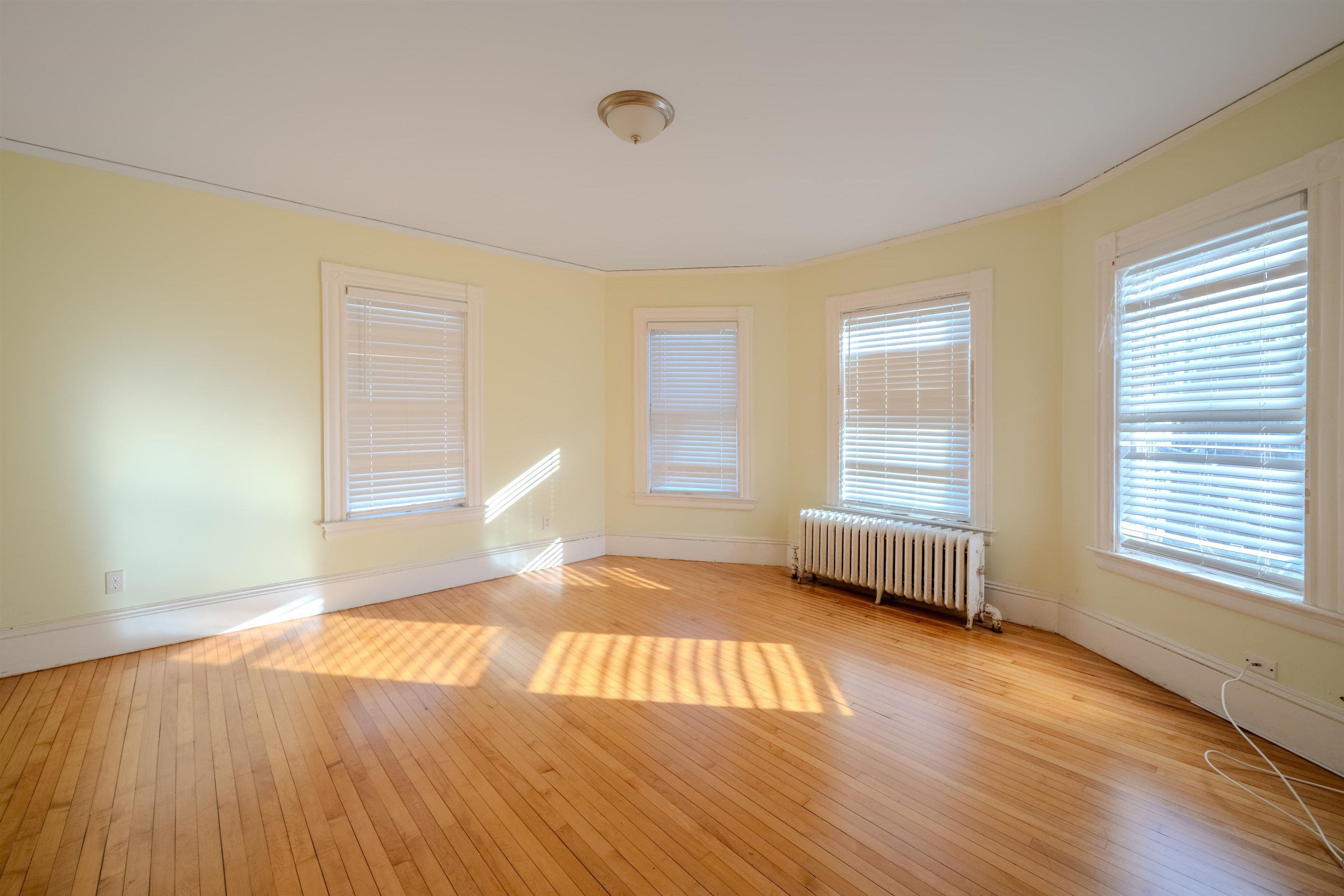 71 Congress Street Rochester, NH 03867 - Photo 29 of 52