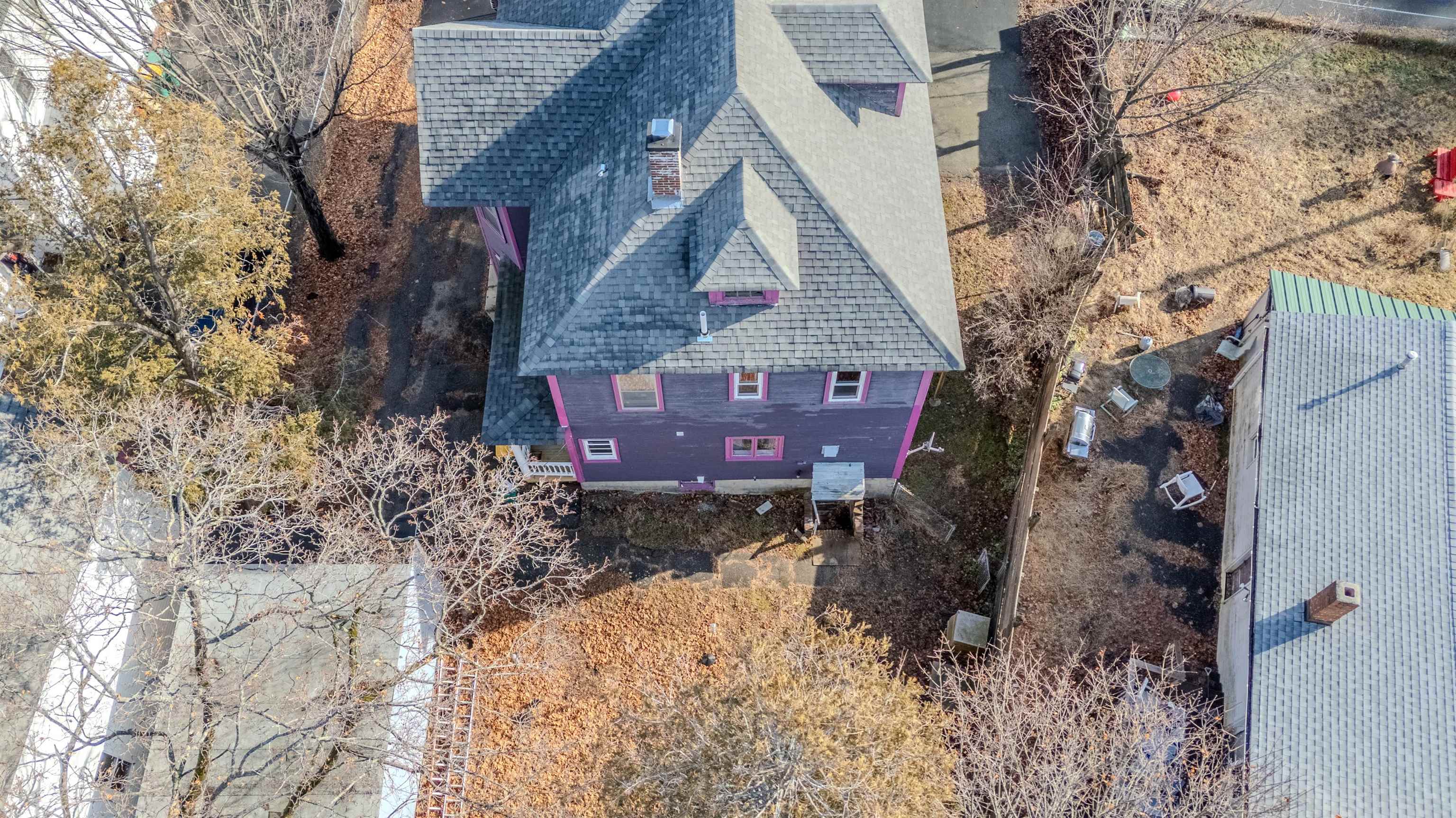 71 Congress Street Rochester, NH 03867 - Photo 4 of 52