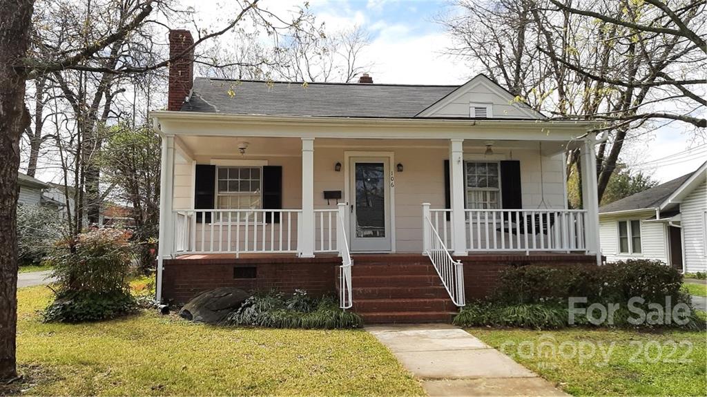 106 Pine Street Chester, SC 29706 - Photo 1 of 32 Gallery Image 1