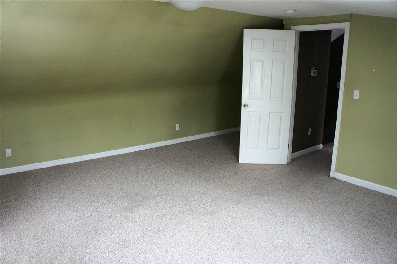 12 New Dunstable Road Nashua, NH 03060 - Photo 14 of 16