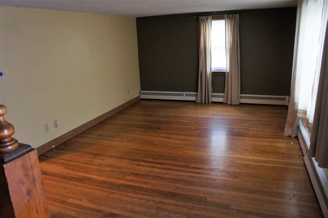 12 New Dunstable Road Nashua, NH 03060 - Photo 6 of 16