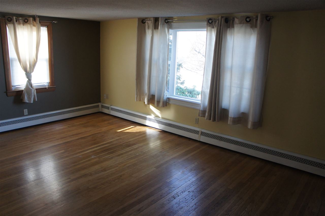 12 New Dunstable Road Nashua, NH 03060 - Photo 7 of 16