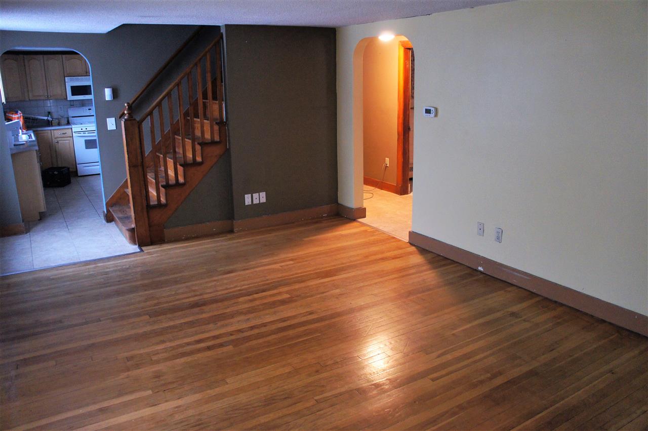 12 New Dunstable Road Nashua, NH 03060 - Photo 8 of 16