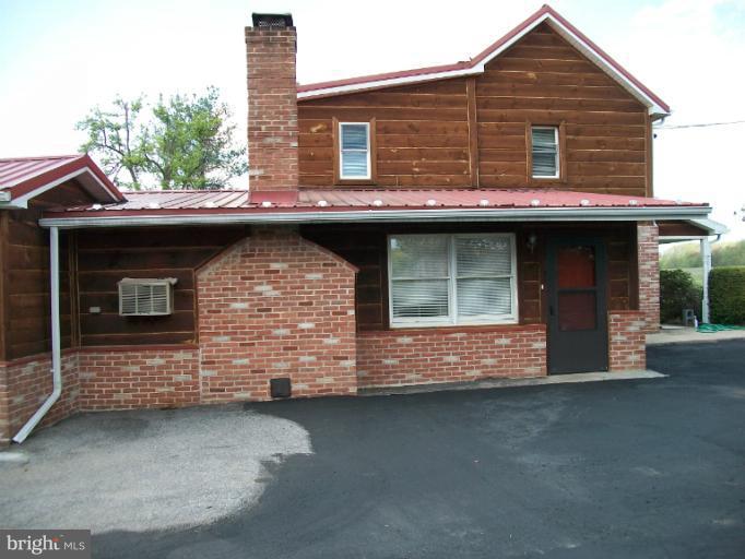 17803 Shaffers Mill Road Mount Airy, MD 21771 - Photo 15 of 30 Exterior Side