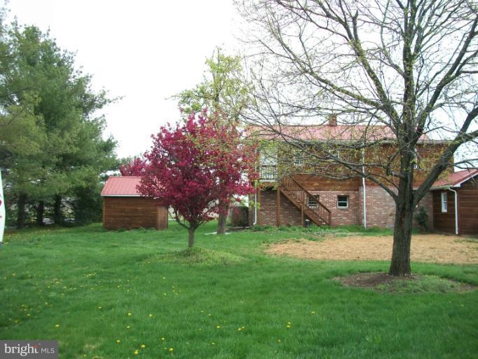 17803 Shaffers Mill Road Mount Airy, MD 21771 - Photo 16 of 30 Exterior (Rear)