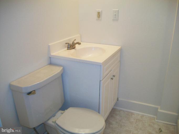 17803 Shaffers Mill Road Mount Airy, MD 21771 - Photo 10 of 30 Bath