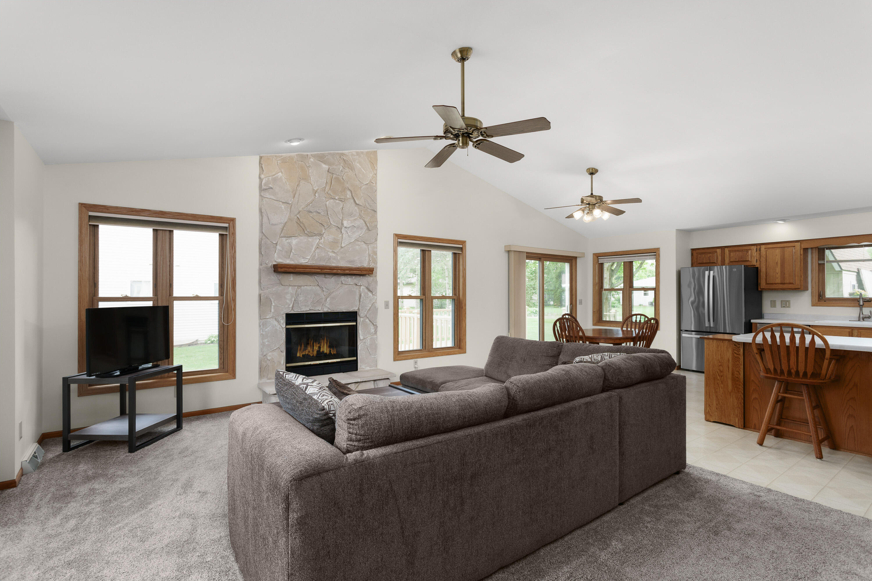 706 Woodbridge Trail Watertown, WI 53094 - Photo 7 of 38 Vaulted ceiling, open concept layout