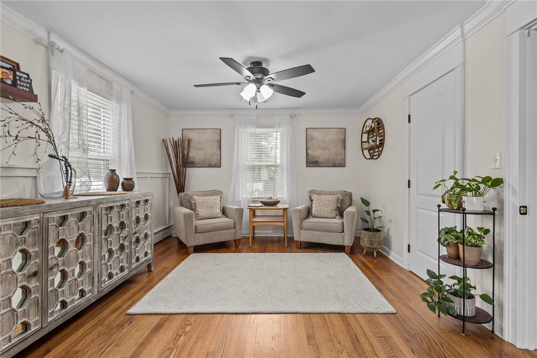 33 Fairhaven Road Cumberland, RI 02864 - Photo 6 of 36 Living room