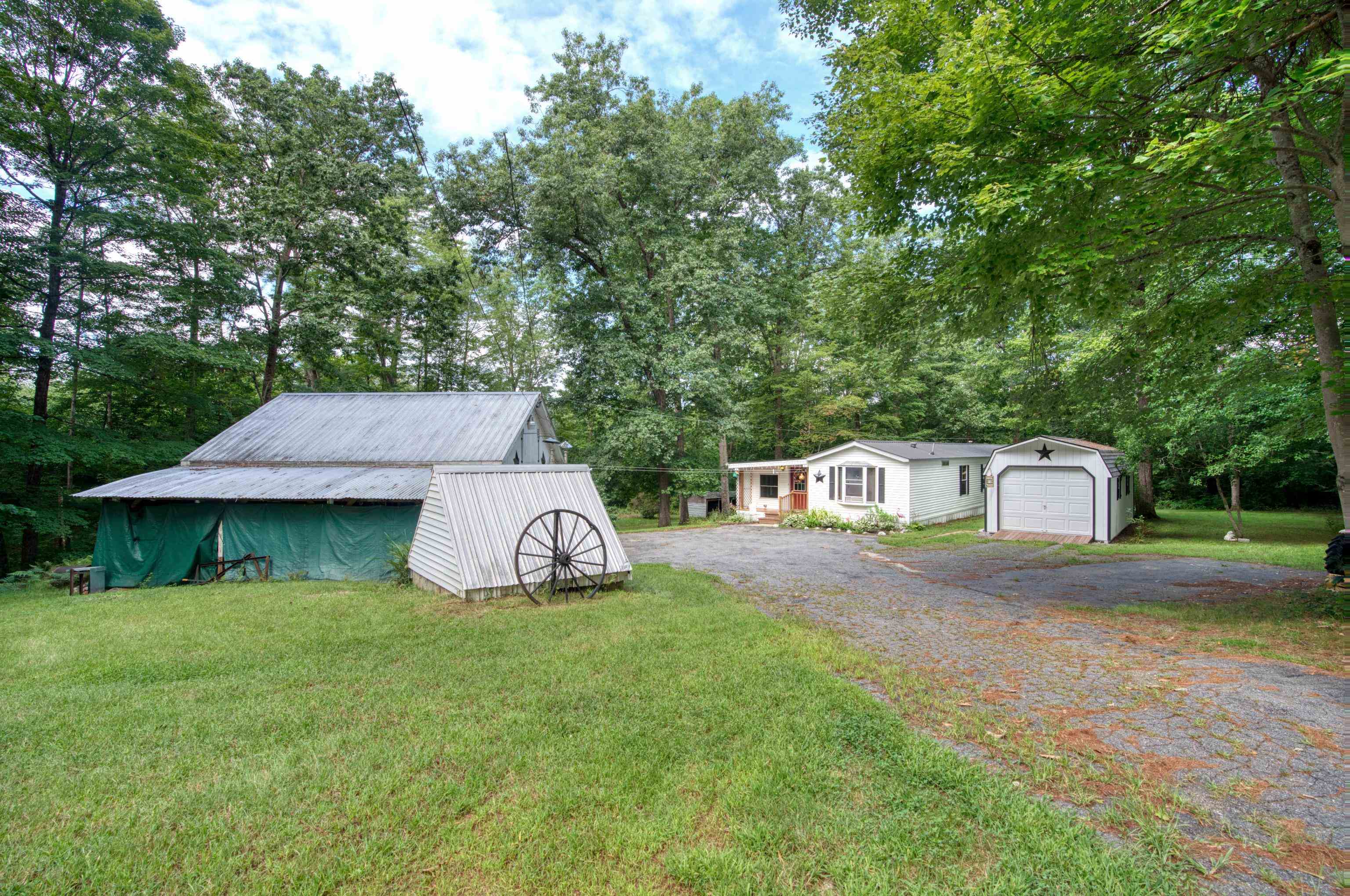 318 County Road Walpole, NH 03608 - Photo 13 of 30