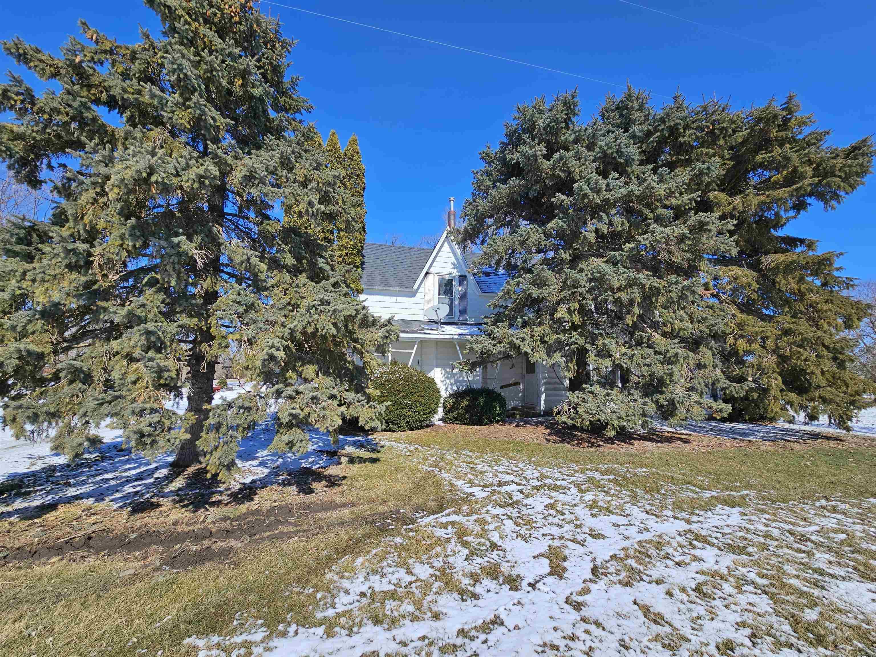 865 Deckerville Road Deckerville, MI 48427 - Photo 1 of 16