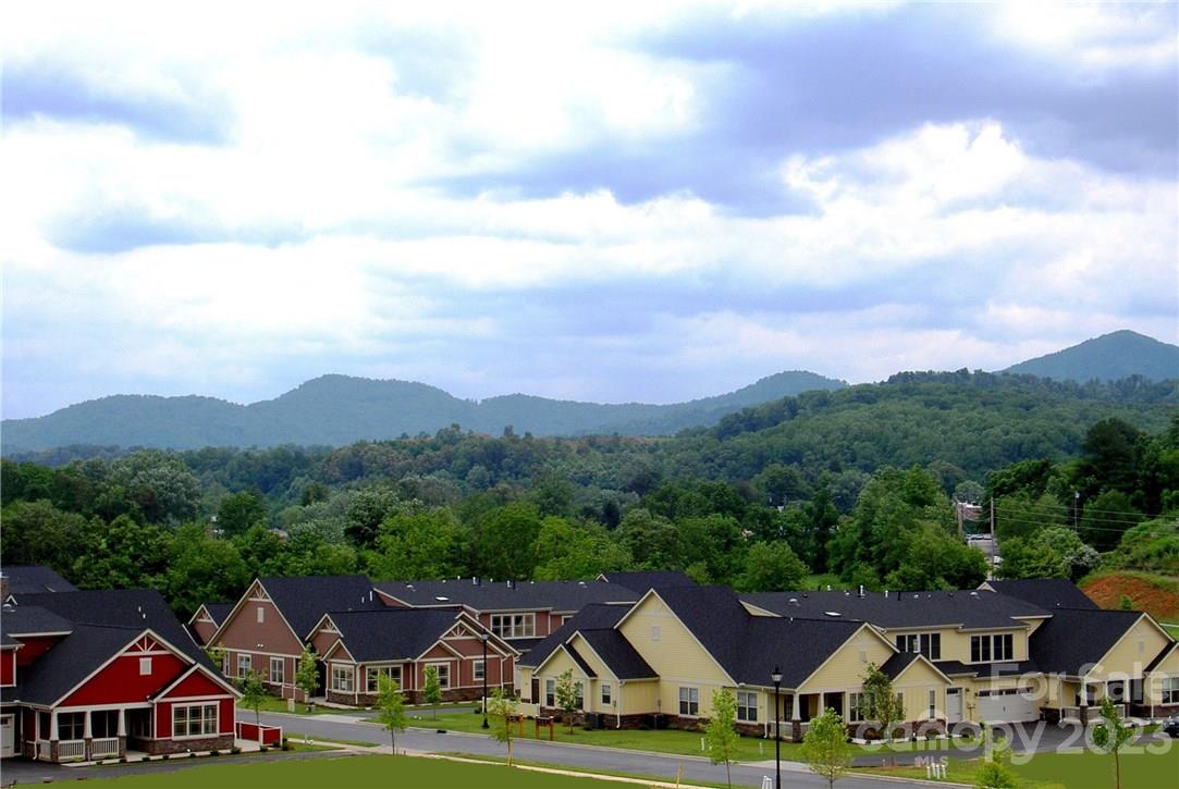 20 Brookstone Place, Unit R1 Candler, NC 28715 - Photo 18 of 19 Gallery Image 18