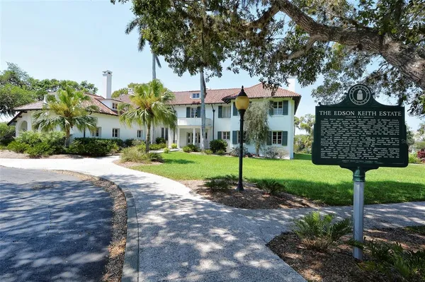 $4,250 | 2308 Waterbluff Place, Unit V304, Sarasota, FL 34231