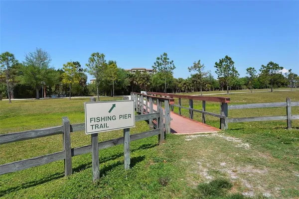 $4,250 | 2308 Waterbluff Place, Unit V304, Sarasota, FL 34231