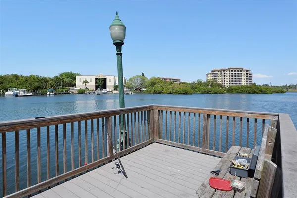 $4,250 | 2308 Waterbluff Place, Unit V304, Sarasota, FL 34231