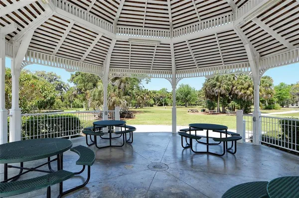 $4,250 | 2308 Waterbluff Place, Unit V304, Sarasota, FL 34231