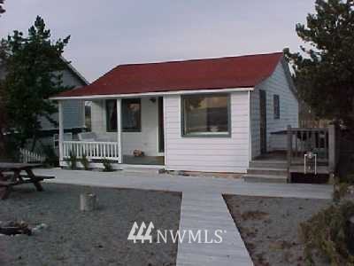 2652 Sunlight Beach Road Clinton, WA 98236 - Photo 1 of 1 Gallery Image 1