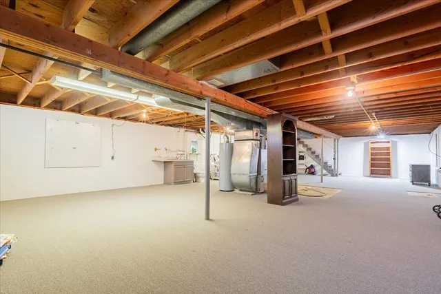 $215,000 | 226 Fairway Drive, Bloomington, IL 61701