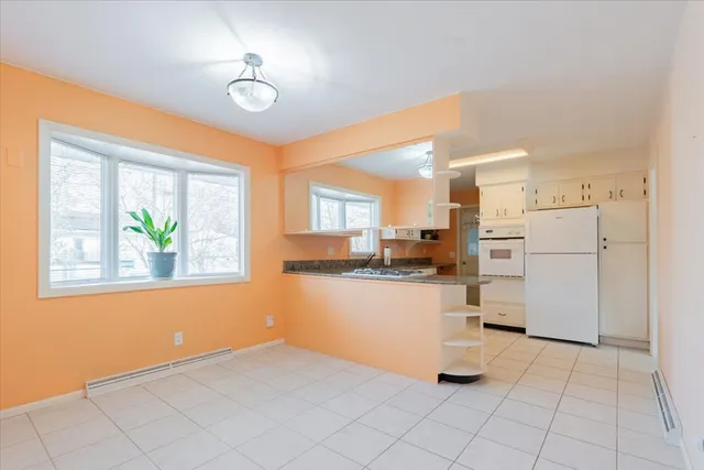 $215,000 | 226 Fairway Drive, Bloomington, IL 61701