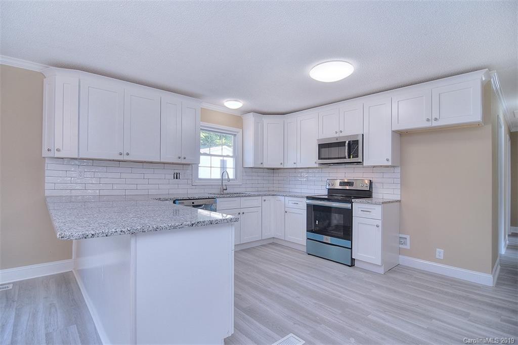 2107 Birchcrest Road Dallas, NC 28034 - Photo 11 of 24