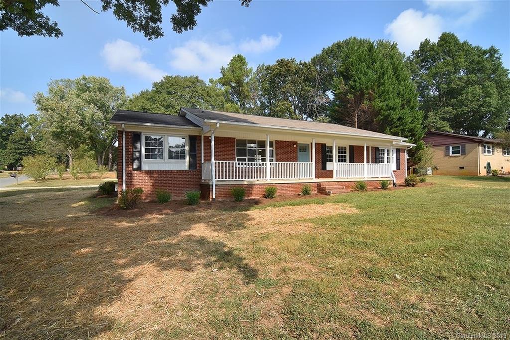 2107 Birchcrest Road Dallas, NC 28034 - Photo 4 of 24