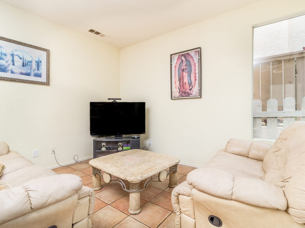 563 Kiley Road Chula Vista, CA 91910 - Photo 10 of 25