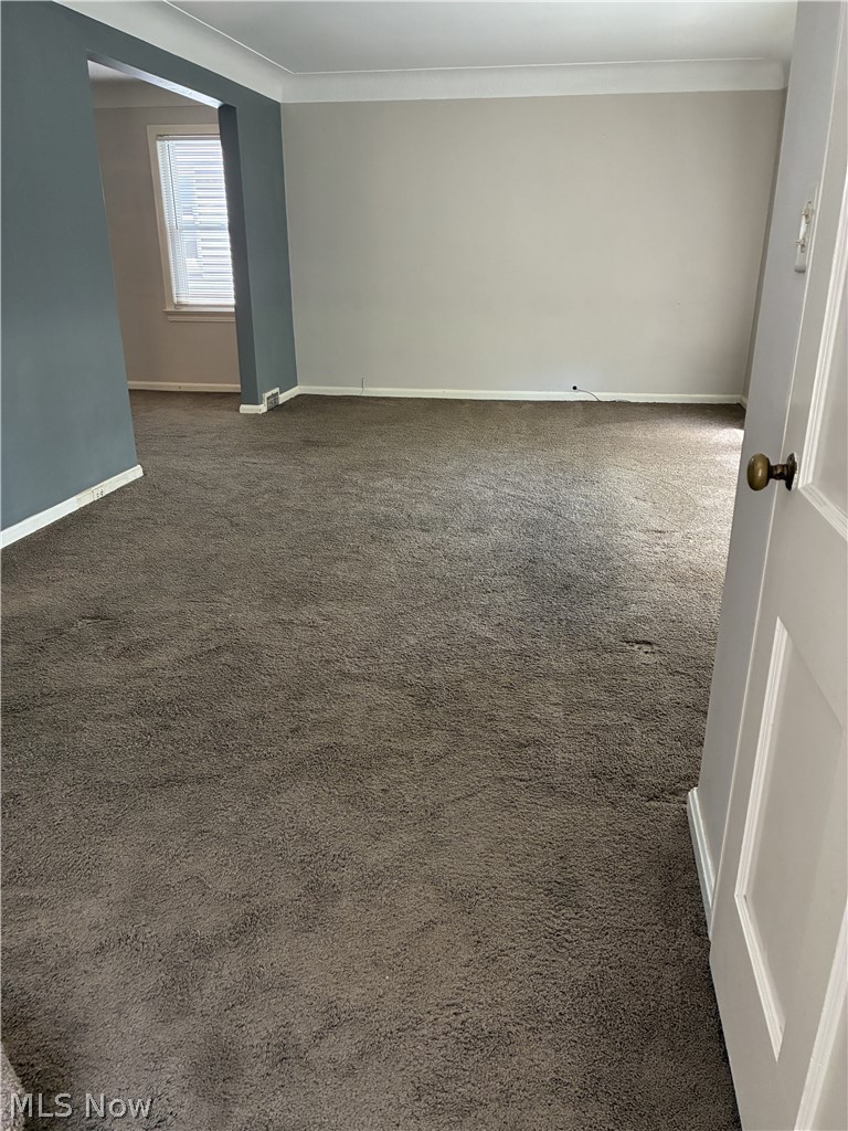 4049 Bushnell Road University Heights, OH 44121 - Photo 5 of 9