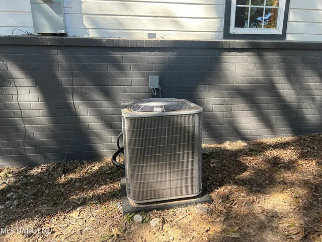 $129,000 | 220 North James Avenue, McComb, MS 39648