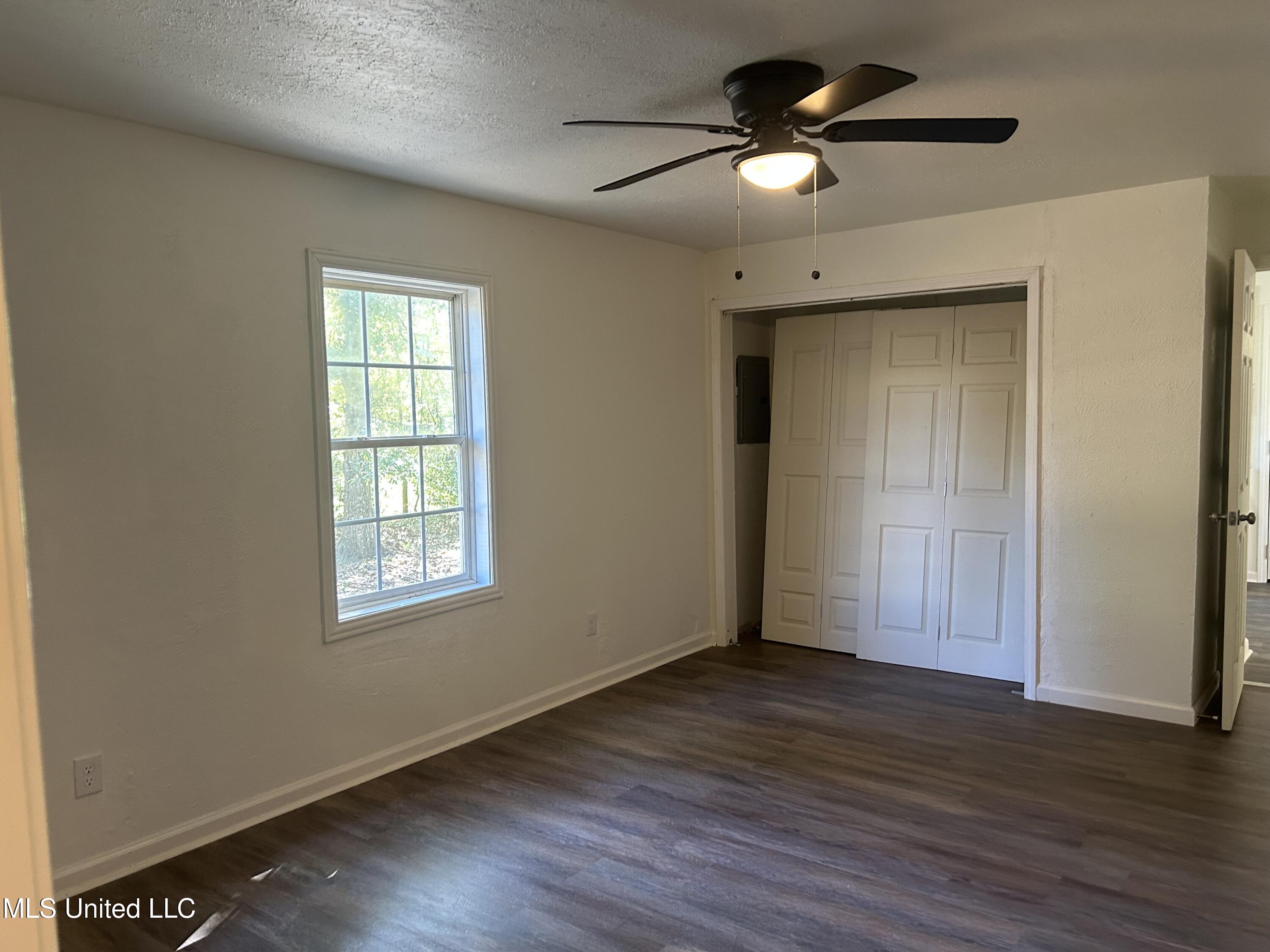 220 North James Avenue McComb, MS 39648 - Photo 18 of 40 IMG_6943