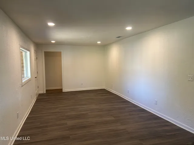 $129,000 | 220 North James Avenue, McComb, MS 39648