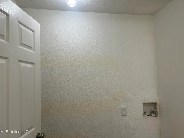 $129,000 | 220 North James Avenue, McComb, MS 39648