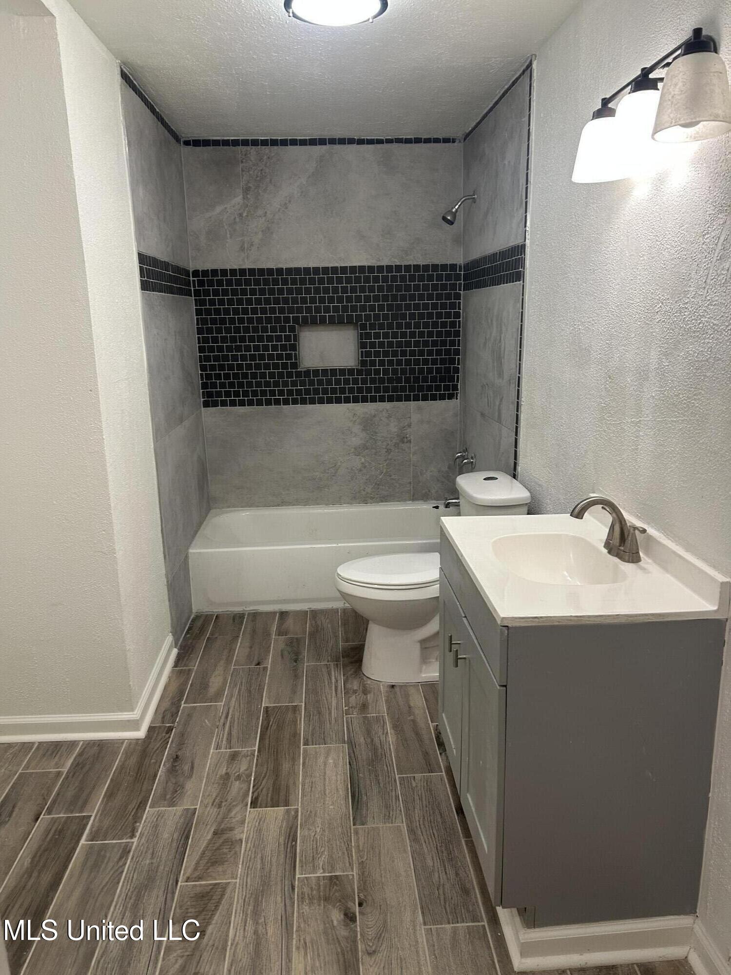 220 North James Avenue McComb, MS 39648 - Photo 38 of 40 IMG_6922