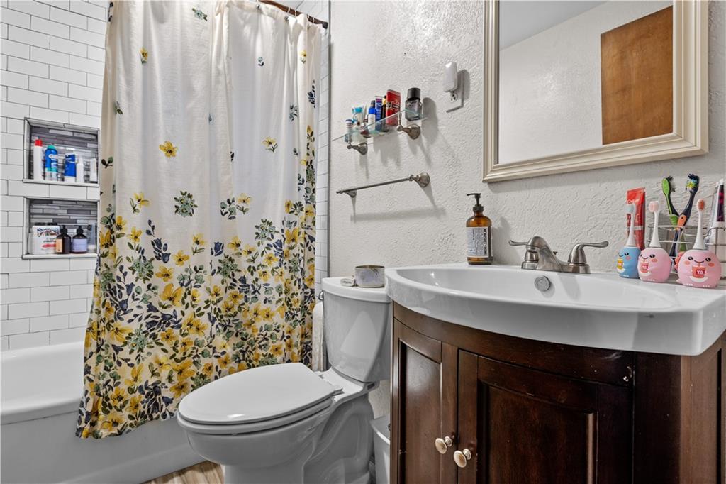 49 Herbst Road Coraopolis, PA 15108 - Photo 18 of 29 Gallery Image 18