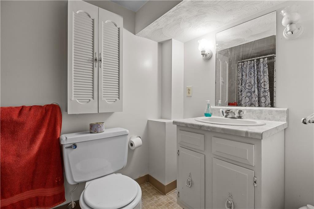 49 Herbst Road Coraopolis, PA 15108 - Photo 27 of 29 Gallery Image 27