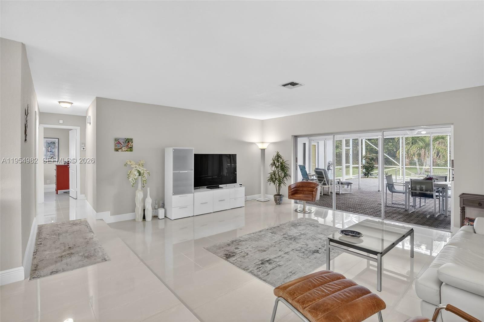 7141 Southwest 7th Street Plantation, FL 33317 - Photo 13 of 47