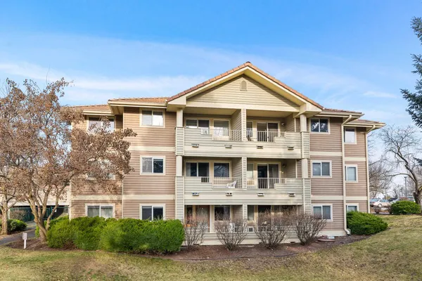 $360,000 | 639 North Riverpoint Boulevard, Unit J308, Spokane, WA 99202